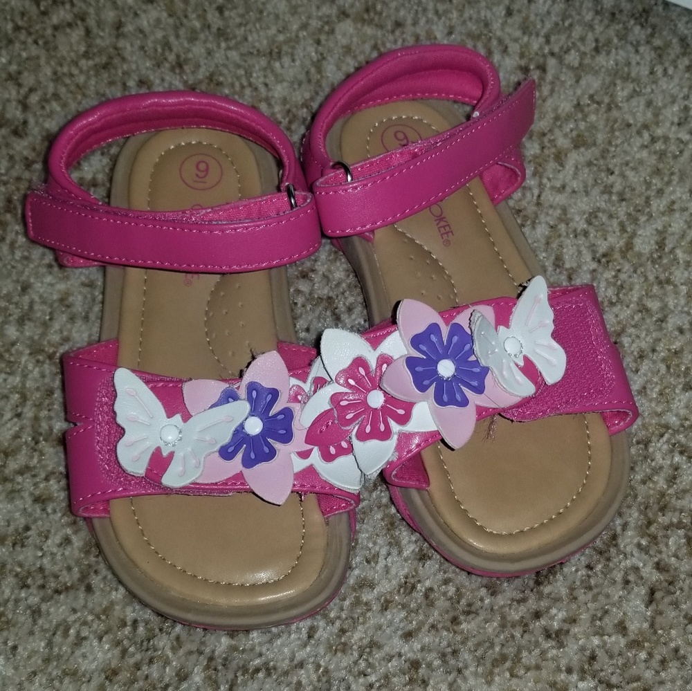 Girls size 9 sandals